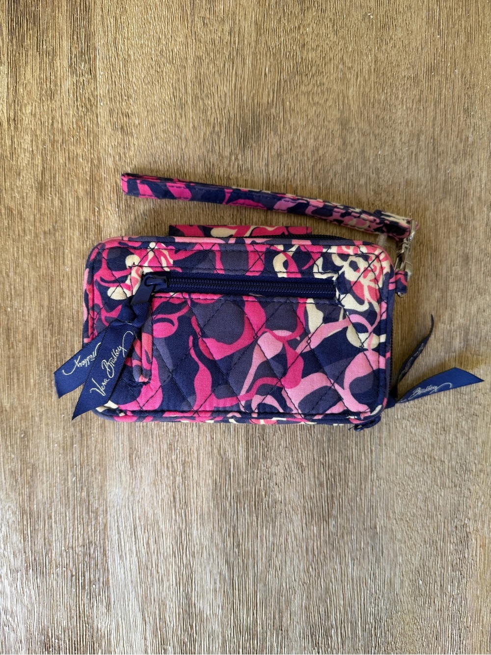 Vera Bradley All-in-One Wristlet Wallet Loves Me Retired 2010 Floral